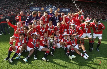 阿圭罗与穆 阿圭罗与穆