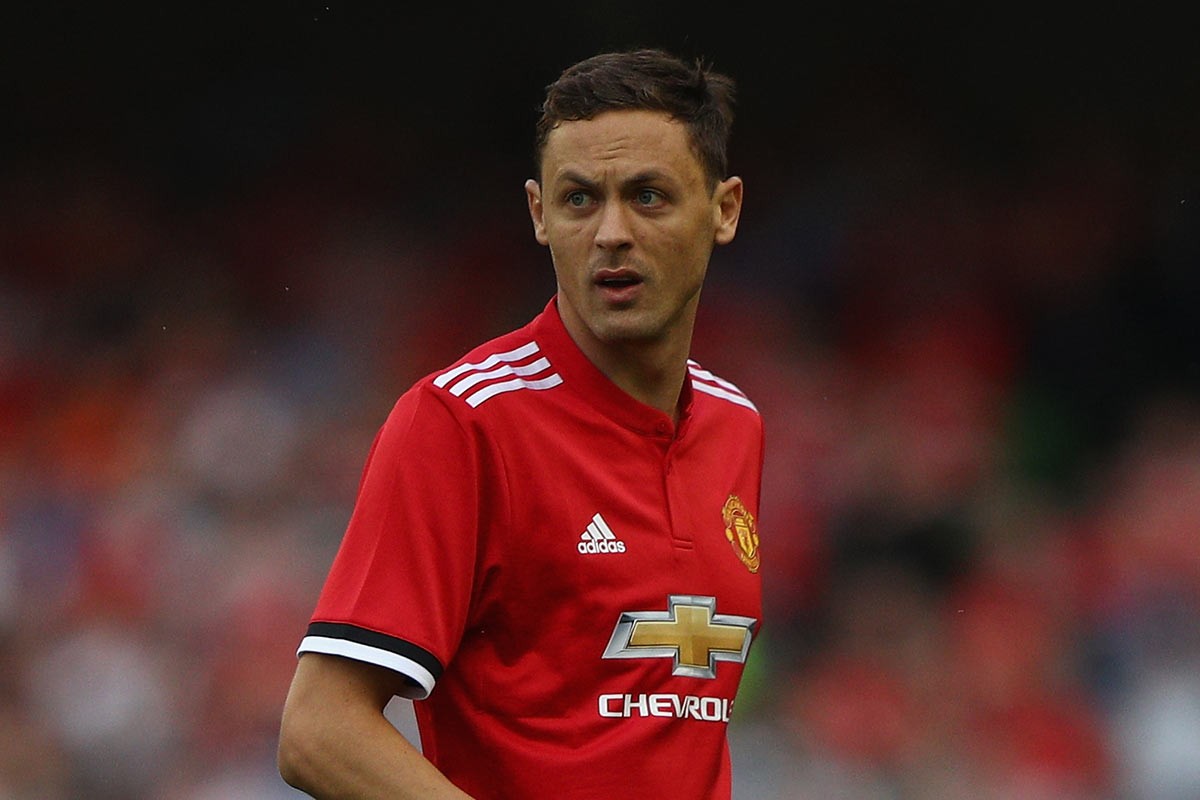 根据知情人 根据知情人